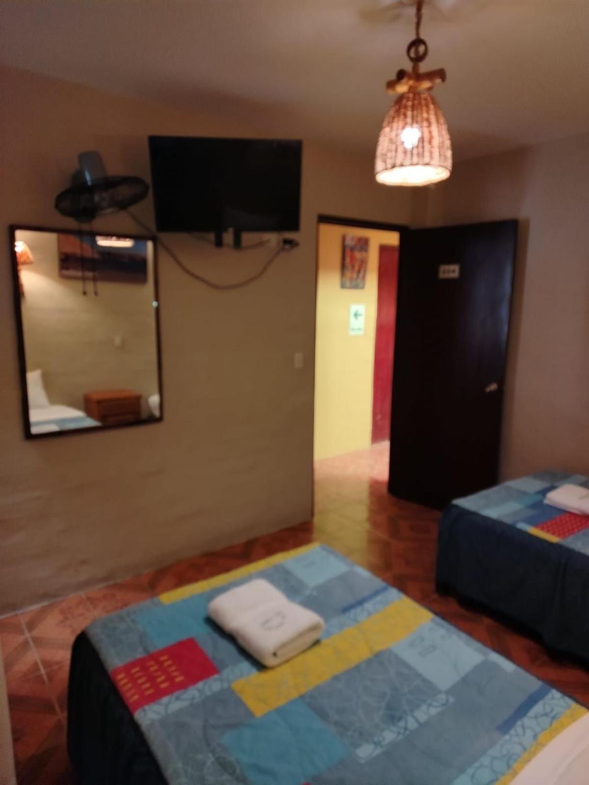 Hostal Refugio Del Pirata Паракас Екстериор снимка