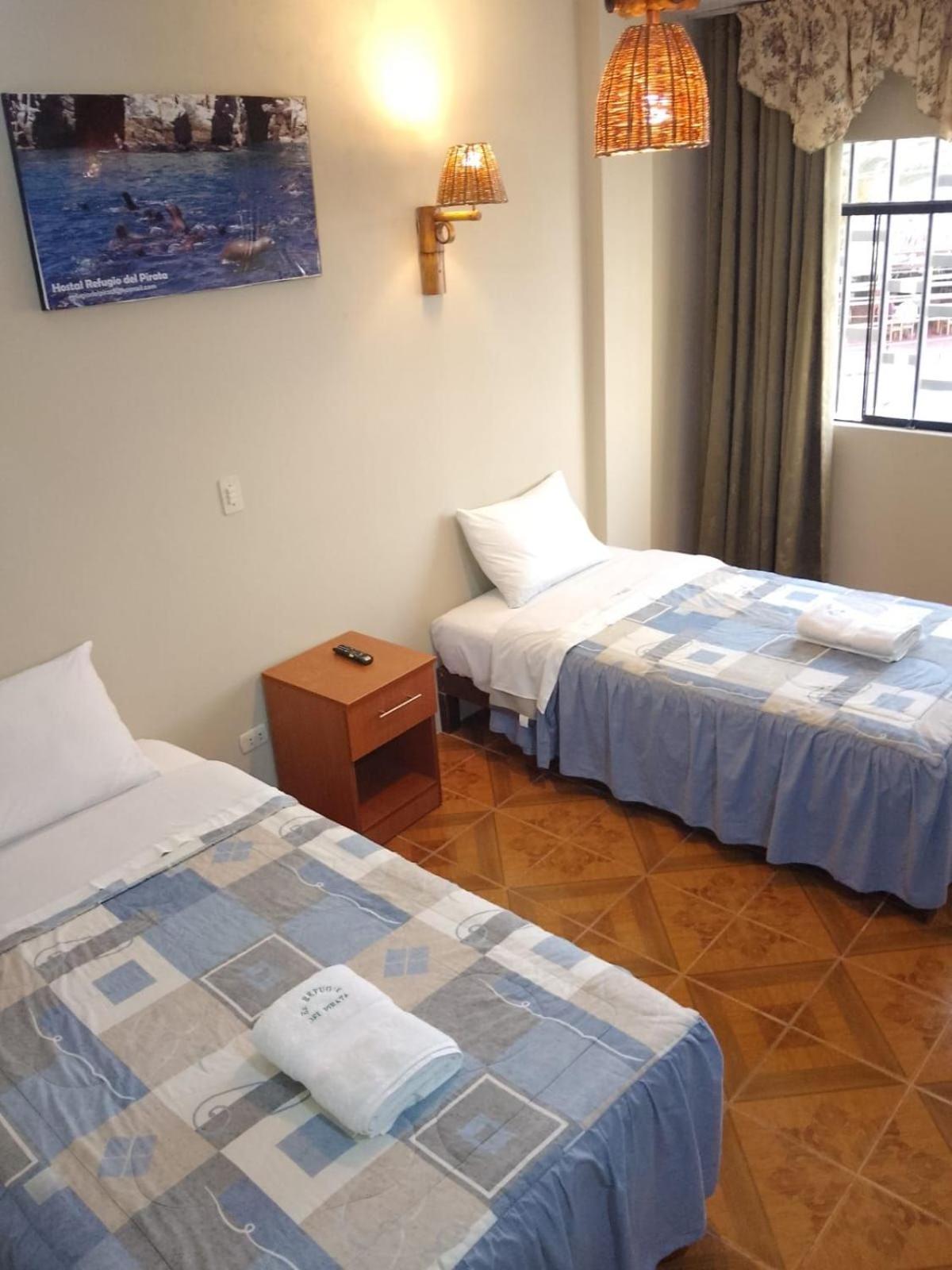 Hostal Refugio Del Pirata Паракас Екстериор снимка