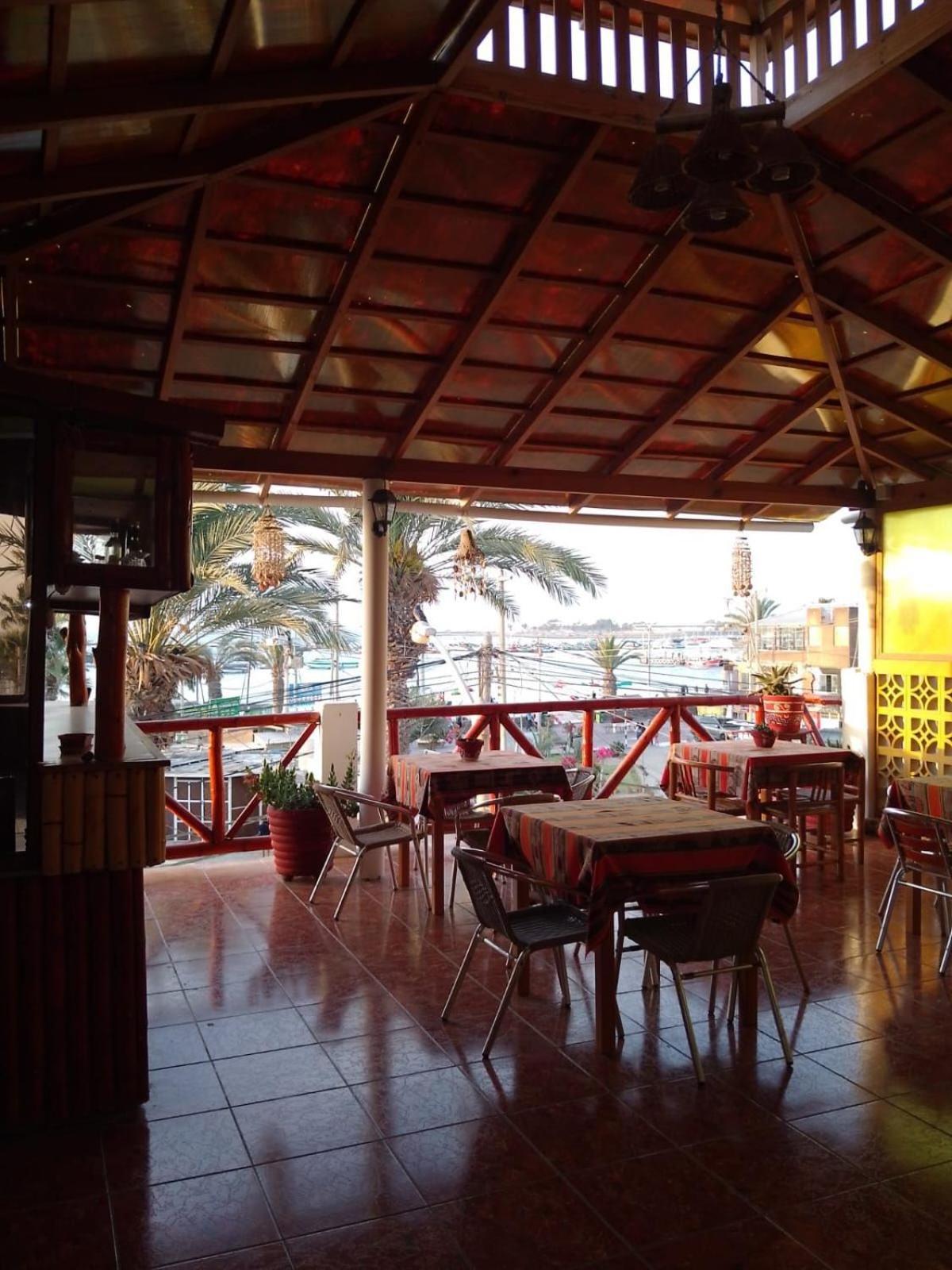 Hostal Refugio Del Pirata Паракас Екстериор снимка