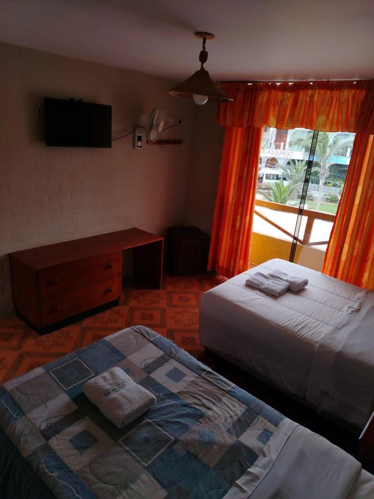 Hostal Refugio Del Pirata Паракас Екстериор снимка